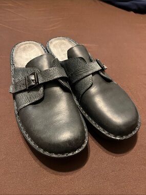 Naot Black Leather Slip-On Loafers with Buckle Strap size 41 or 10
